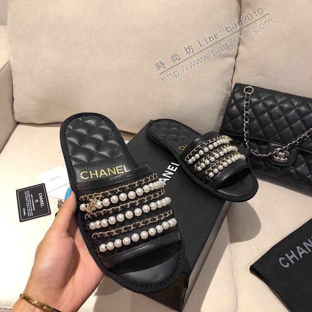 Chanel女鞋 香奈兒專櫃同步春夏季新款 珍珠鏈條雙c裝飾涼拖鞋  naq1297